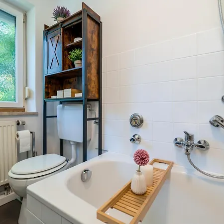 Og2 M With Balcony - 10 Min To Salzburg Apartment Freilassing