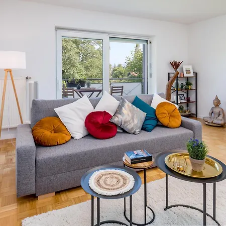 Og2 M With Balcony - 10 Min To Salzburg Apartment *