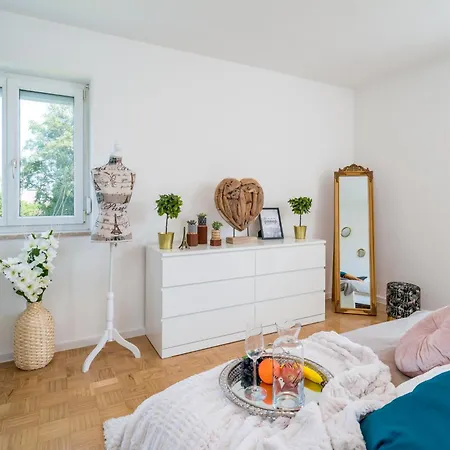 Og2 M With Balcony - 10 Min To Salzburg *