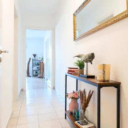 Apartment Og2 M With Balcony - 10 Min To Salzburg Freilassing